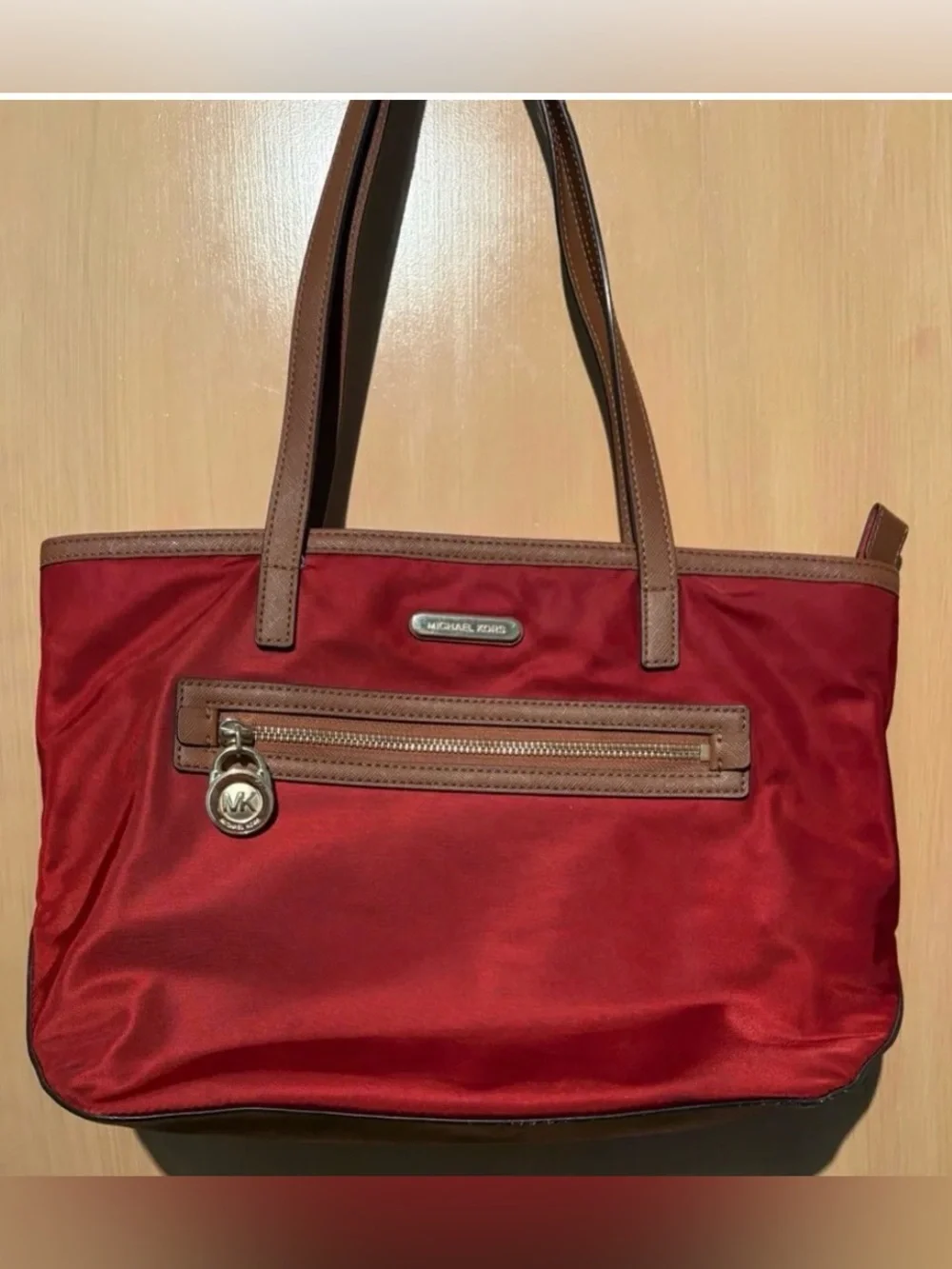 Michael Kors Kempton Beige Nylon Zippered Tote Bag Logo Large Burgandy
